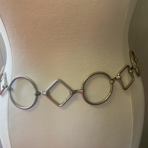Vintage 1970s  Hoop Chain Belt