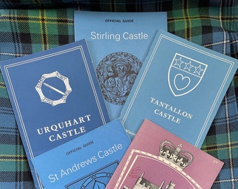 Officiell guidebok till gamla skotska slott, turistbroschyrer från 1960-70-talet.