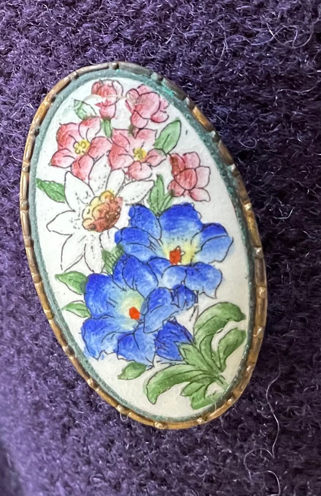 Broche Vintage Ovale à Motif Floral - Bijou Ancien, Occasion, Pour Collection Ou Port Quotidien