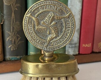 Isle of Man Brass Crumb Brush Detailed with Triskelion and Motto "Quocunque Jeceris Stabit" (Whithersoever You Throw It, It Will Stand).