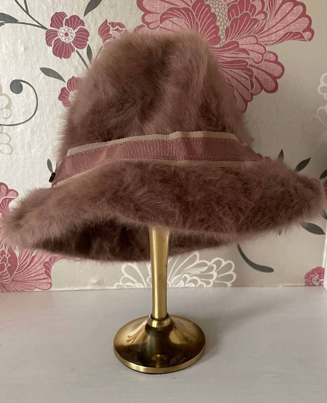 Vintage Y2K Kangol Furgora Bucket Hat Almond Angora Size L $_12.JPG?set_id=880000500F main image 3