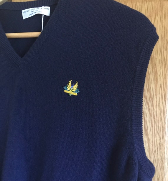florenceforeverfinds Johnstons of Elgin 100% Cashmere Slip Over Vest/Sleeveless Sweater. V-Neck Navy Blue Sweater Vest Made in Scotland.
