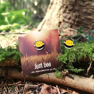 Little bee enamel pin, cute mini bumble bee, positive, cute, happy just bee enamel badges