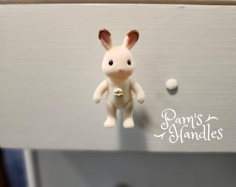 Bunny Knob ,soft beige 1b
