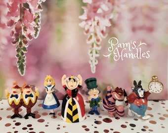 Alice in Wonderland knobs set of 6
