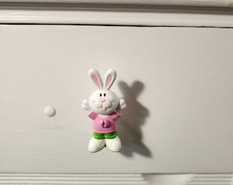 Bunny with pink top, single knob