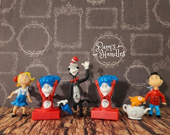 Lot de 6 boutons représentant un chat et un chapeau