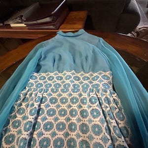Vintage long sleeve 1970s !