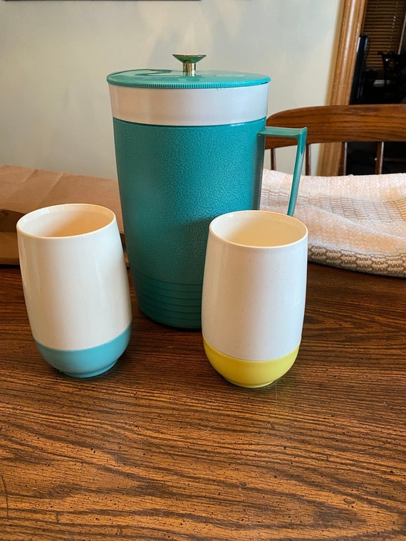 Vintage Sun frost thermo turquoise pitcher