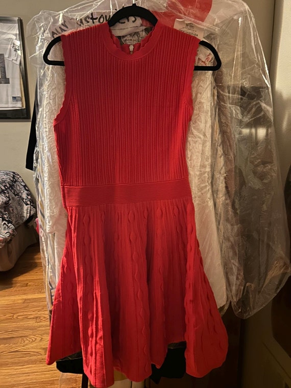 Vintage ted baker london size 3 red with silver back