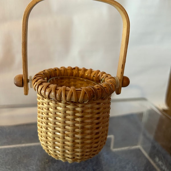 Nantucket basket style UNIQUE shape and size tea light holder