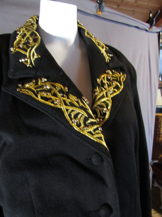 Gold bead trim embellishments vintage black coat … - image 4