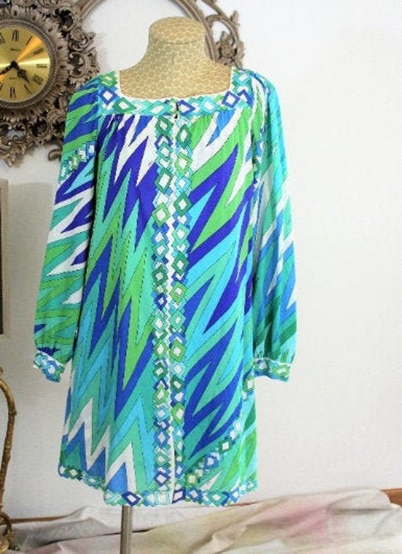 Vintage Emilio Pucci for Formfit Rogers robe and g