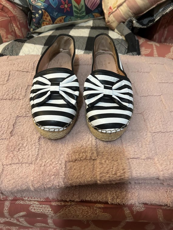 Womans Kate Spade size 9 1/2M black and white striped espadrilles with bow