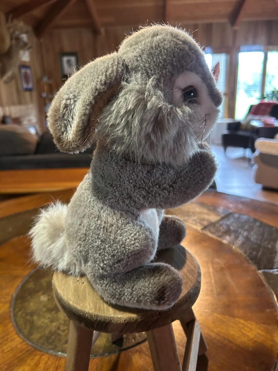 Vintage Steiff SONNY bunny with tags