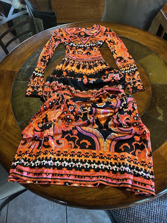 Vintage maxi mod geometric maxi dress