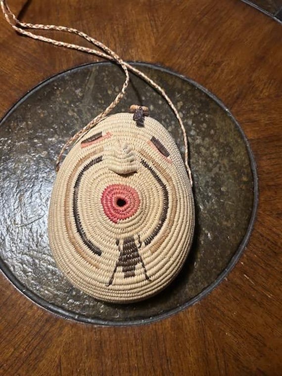 Figural face Wounaan Embera medicine pouch indigenous made