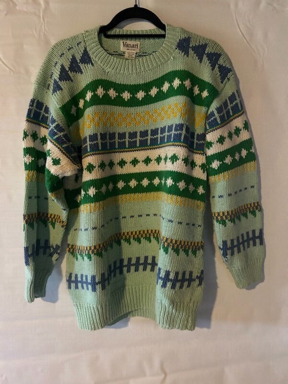 Vintage Vanari handmade sweater made in Peru 100 %