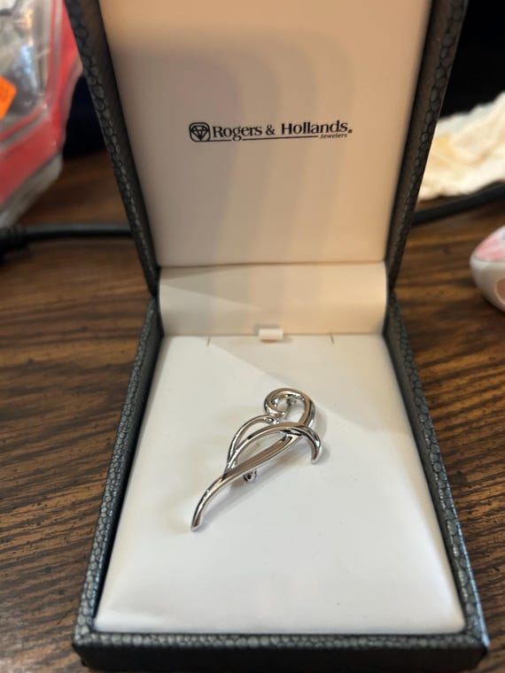 Rogers and Holland Silver brooch