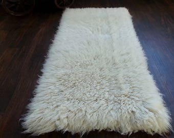 Plush rug | Etsy