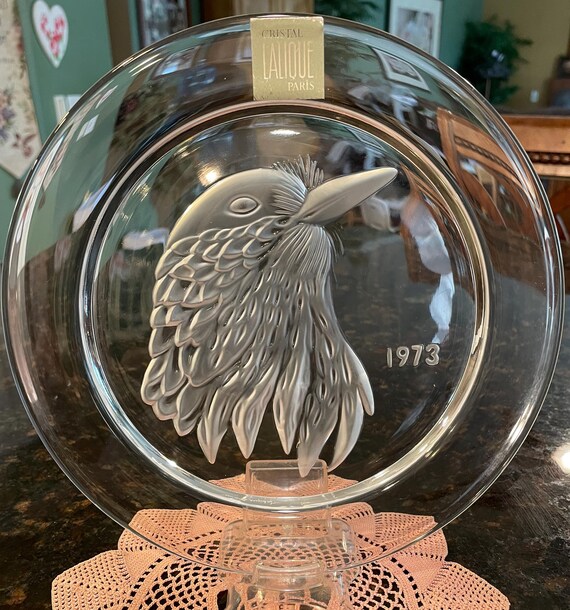 工芸品 VINTAGE LALIQUE Vintage French Lalique Crystal Art Glass Thistle Bowl. For Sale at