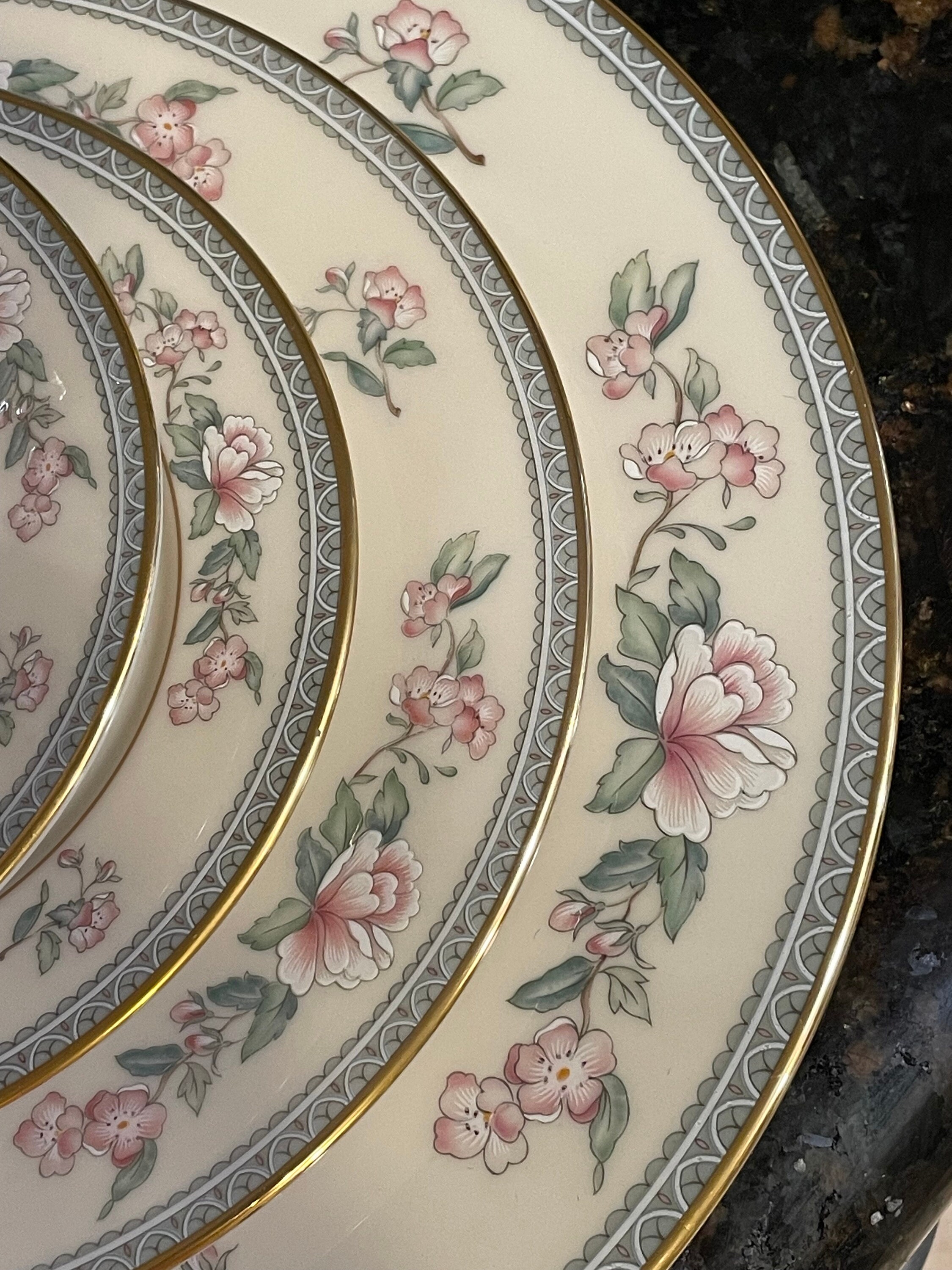 Beautiful Full Set of Lenox SERENADE China ~ 64 Pieces, Retired