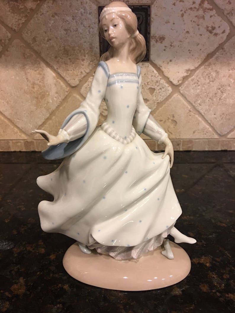 Beautiful Retired LLADRO CINDERELLA Figurine 4828 MINT Etsy