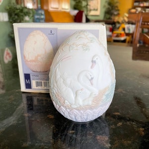 【極美品】 1997 リヤドロ LIADRO エッグ egg  廃盤 希少 極美品】 1995 リヤドロ LIADRO エッグ egg 廃盤 希少 - メルカリ