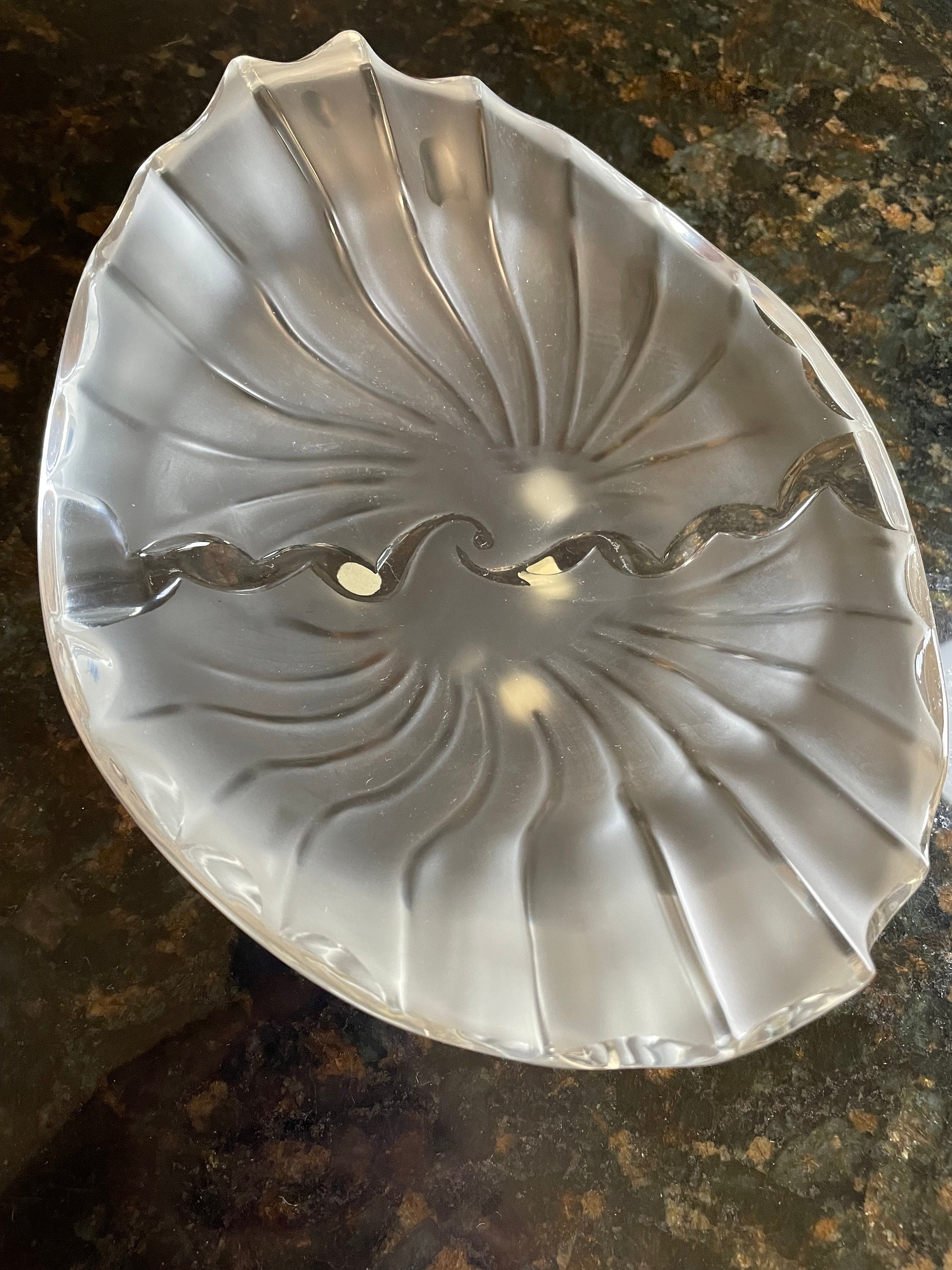 Rene LALIQUE Crystal Frosted Nancy Cendrier Cigar Ashtray / Oval