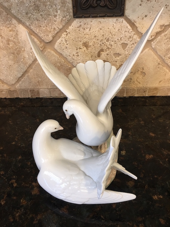 Lladro #6291 Love Nest Figurine ~ Mint Condition!! ~ Perfect