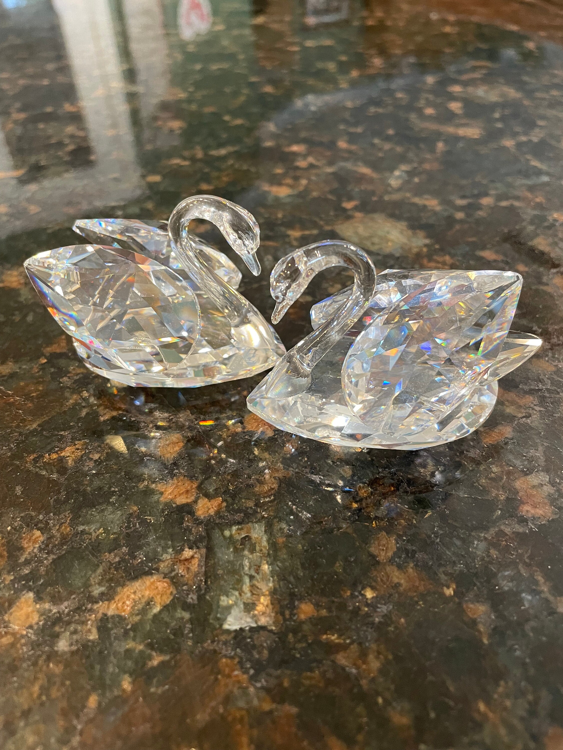 Swarovski Crystal Swan Collectible Figure 2