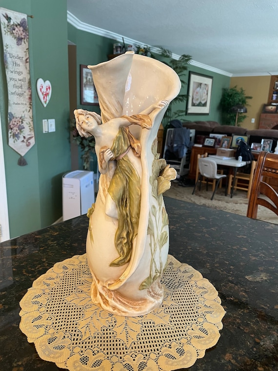 ◾️ Grosse DIPLOME D'HONNEUR ブローチ Huge XL ROYAL DUX Ceramic Maiden Girl Figural Art Nouveau