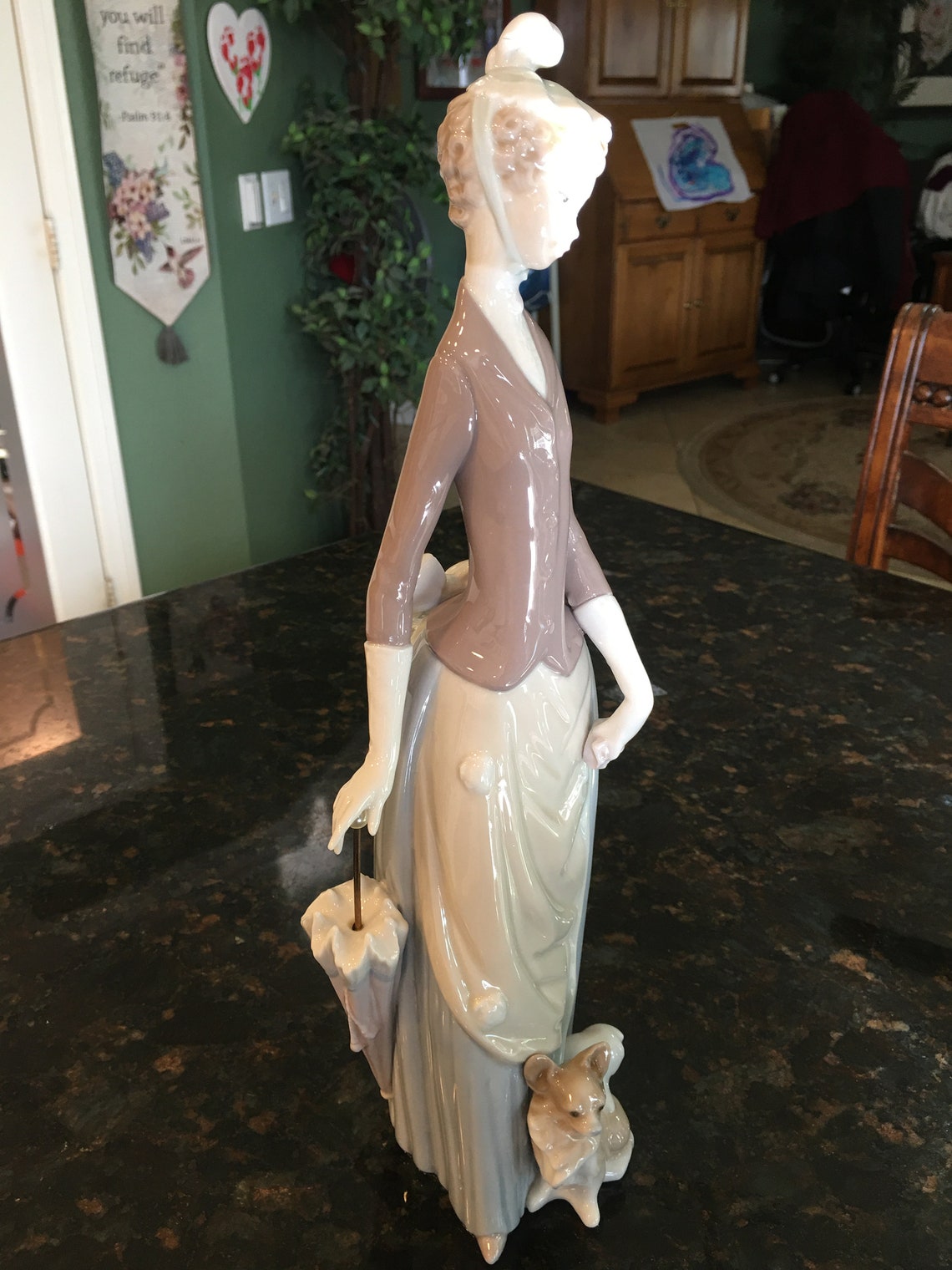 lladro lady with parasol and dog