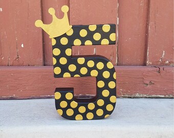 Paper mache number photo prop, Photo prop, age photo prop, age birthday decor, black and gold birthday decor, 8" paper mache number, girl