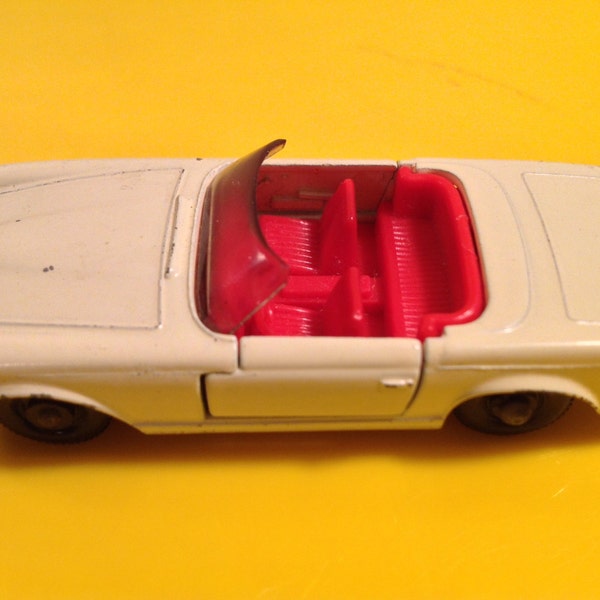 Lesney Matchbox Mercedes 230SL