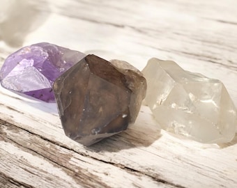 Trinity of Light – Crystal Point Healing Set (Clear Quartz, Amethyst, Smoky Quartz)