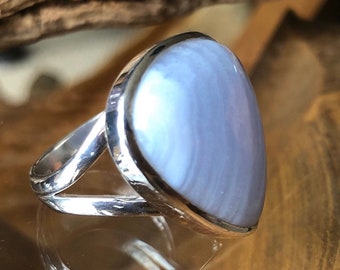 Beautiful Blue Lace Agate 925 Sterling Silver Ring.
