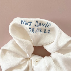 PERSONALISED BRIDAL SCRUCHIE //Bridal Gift // Bridal Satin Scrunchies // Personalised Message // Gift for brides