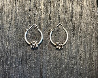 Vintage 90's Silver Bali Style Hoop Earrings
