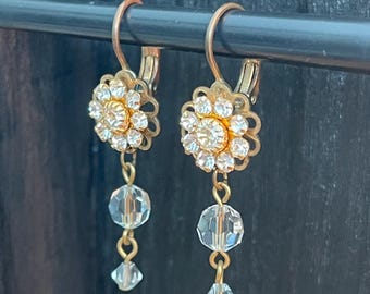 Vintage Gold Tone Crystal Daisy Flower Leverback Earrings with Dangling Faceted Rhinestone Drops