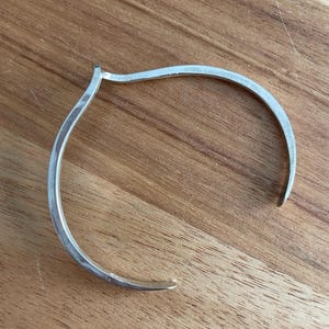 Vintage Sterling Silver Cuff Bracelet with Center Twist or Wave Design