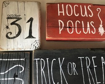 Wooden Halloween Signs for Tiered Trays