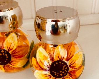 Sunflower Salt and Pepper Shakers, Hand Painted