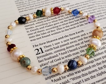 Pulsera de perlas Apocalipsis 21 - Joyería cristiana - Nueva Jerusalén - Regalo de piedras preciosas para ella - Regalos de oro para ella - Perlas de agua dulce para mamá