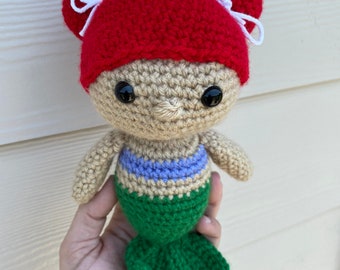 Muñeca Ariel de ganchillo