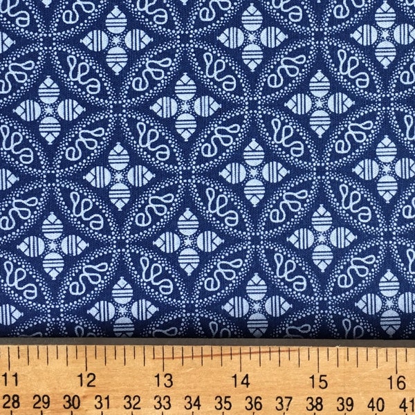 Da Gama 3 Cats indigo and white shweshwe fabric from South Africa priced by the HALF meter from USA- quilting, apparel, home decorating