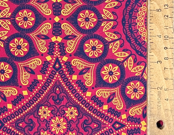 Da Gama 3 Cats Hot Pink Medallion Shweshwe Fabric From South