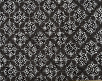 HALF meter brown and white 3 Cats on point pattern shweshwe fabric by Da Gama Textiles, South Africa for clothes and crafts