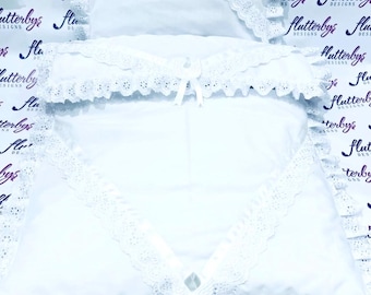 Pram Quilt set will fit Silver Cross Balmoral size, White Lace with Angel wings and ribbon Perfect gift