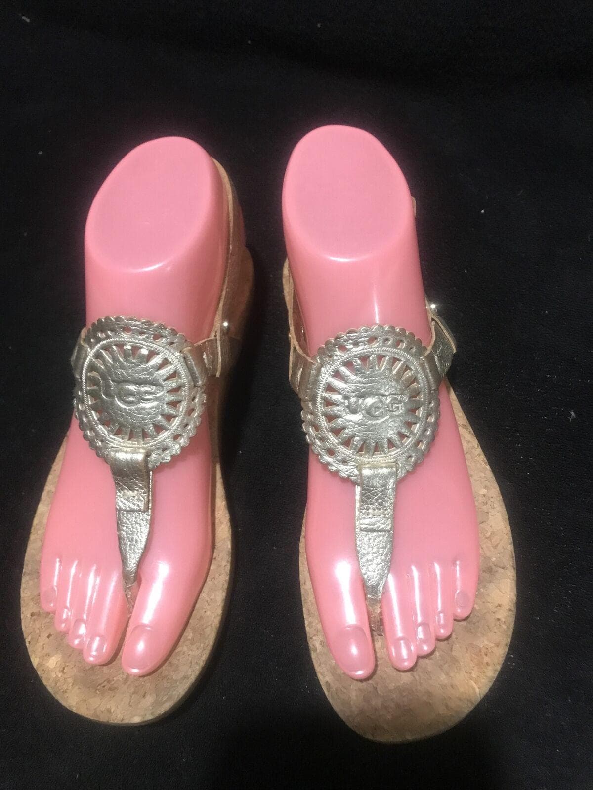 UGG Australia Ayden Ll T Strap Gold Leather Medallion Thong Sandal